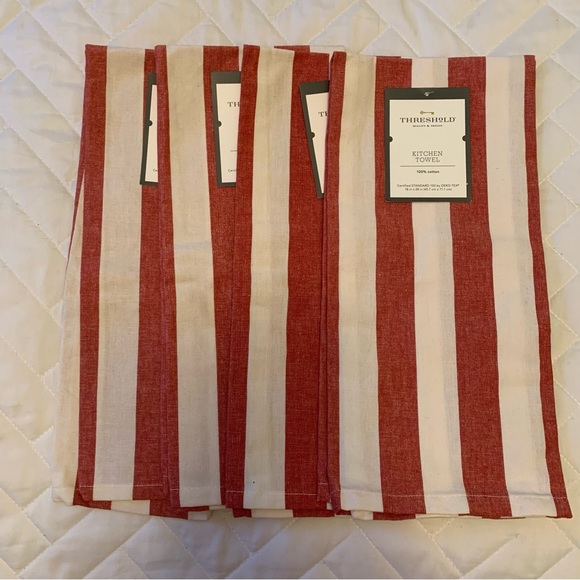 Threshold Kitchen Nwt Threshold Kitchen Towels Bundle Of 4 Red And White Stripe Poshmark